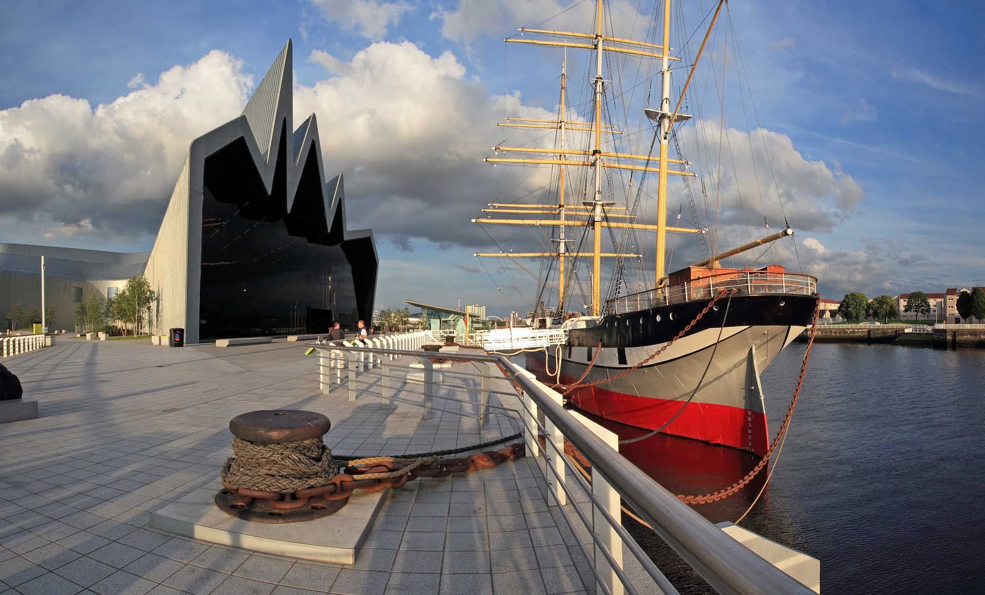 glasgow-riverside-shutterstock_108594833