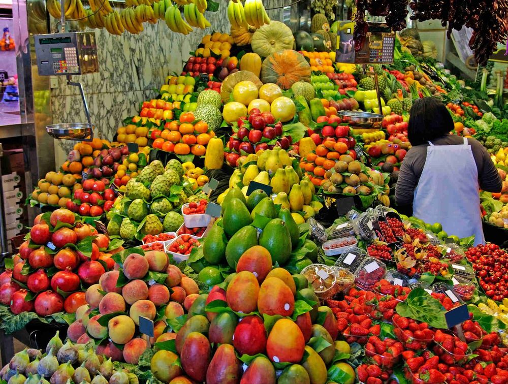 la-boqueria-market-barcelona-spain-shutterstock_31359301