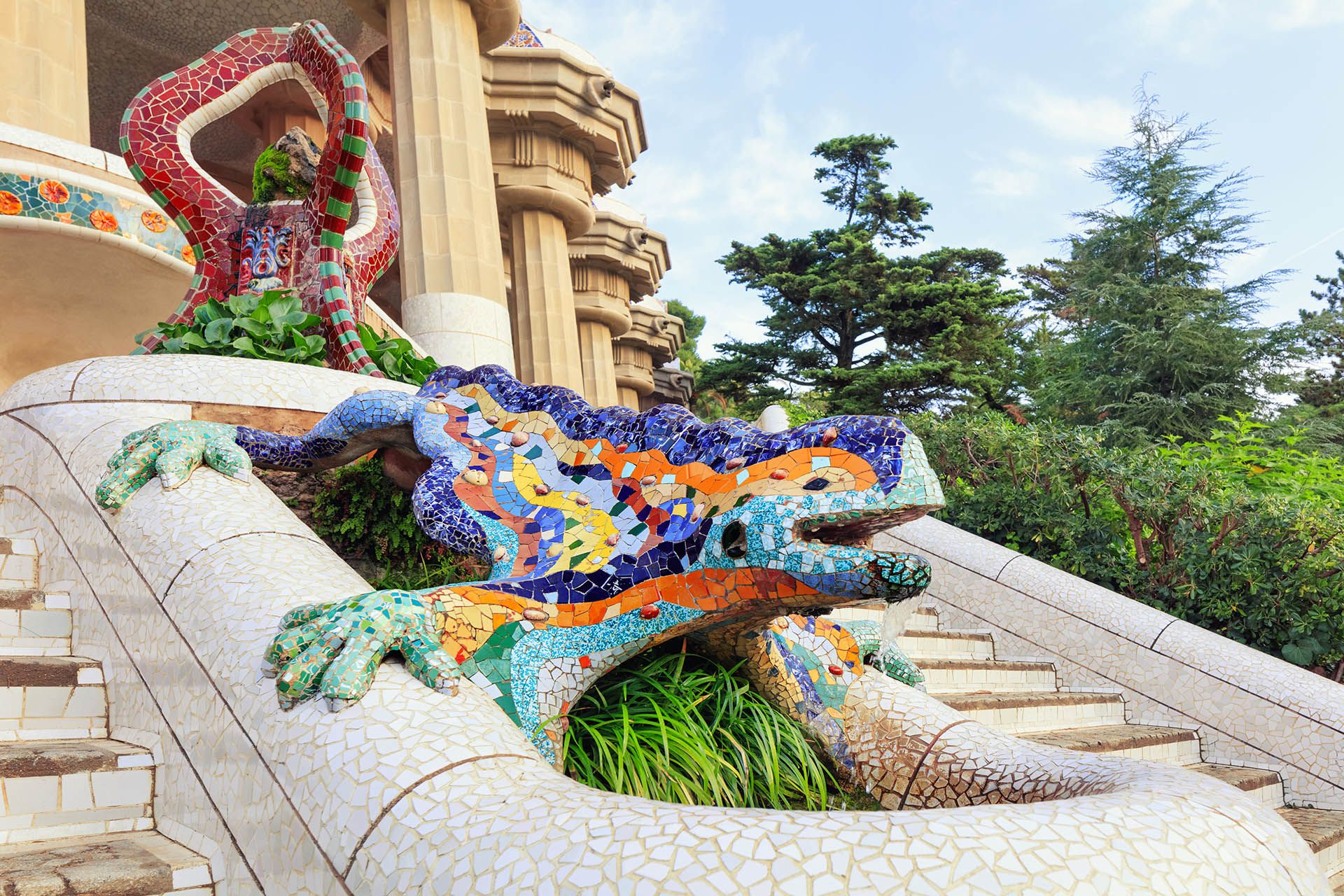 Park Güell in Barcelona © Shutterstock