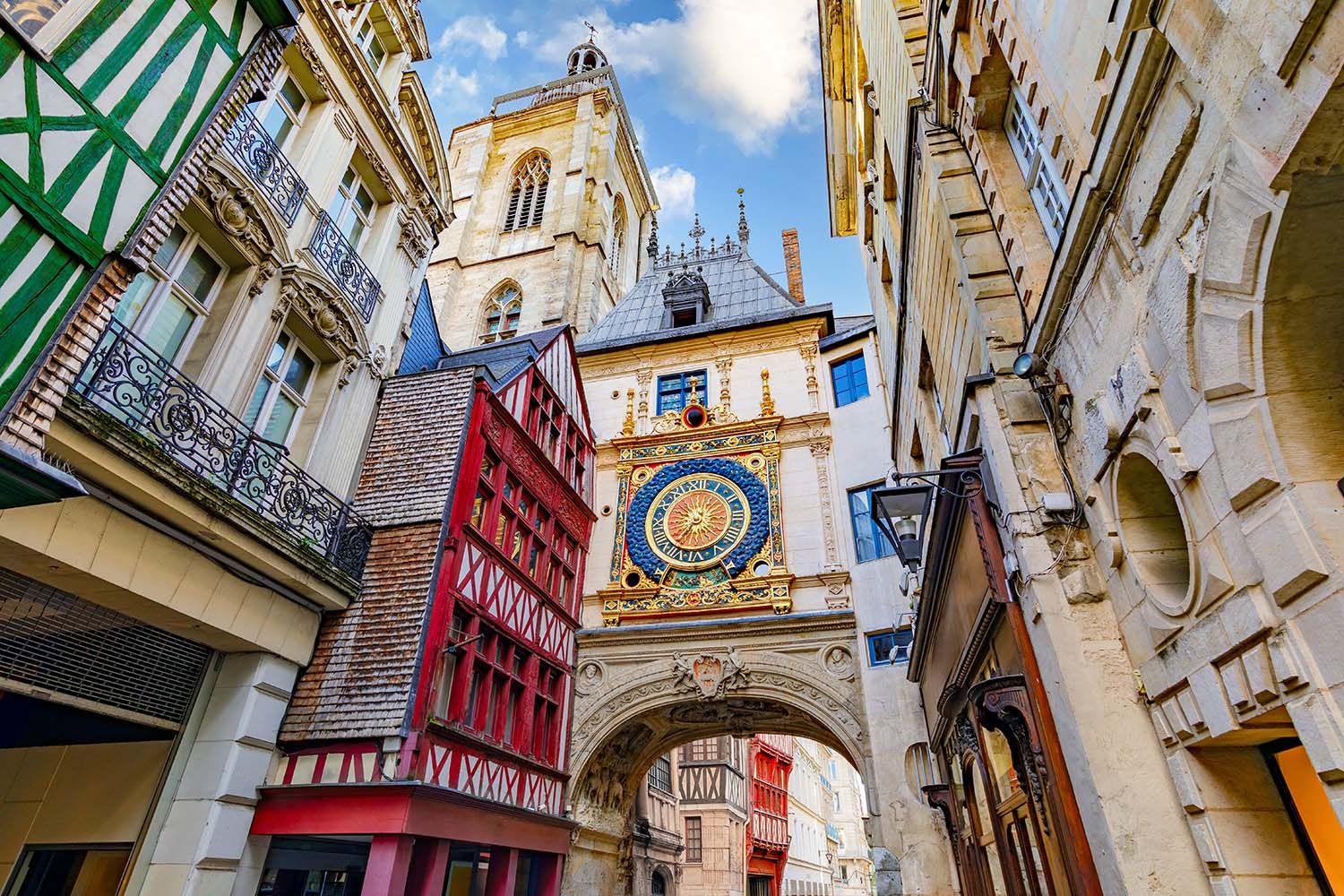 "Gros-horloge", Great Clock in Rouen © Shutterstock