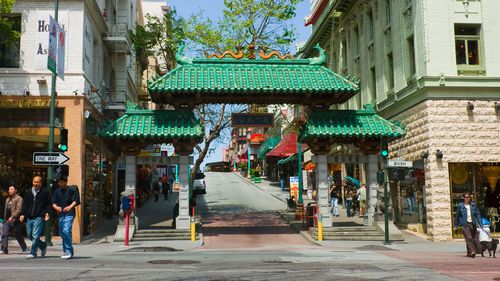 Chinatown in San Francisco © Andrew Zarivny/Shutterstock