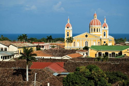 granada-nicaragua-shutterstock_317728607