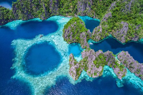 lagoons-cliffs-coron-palawan-philippines-shutterstock_753626089