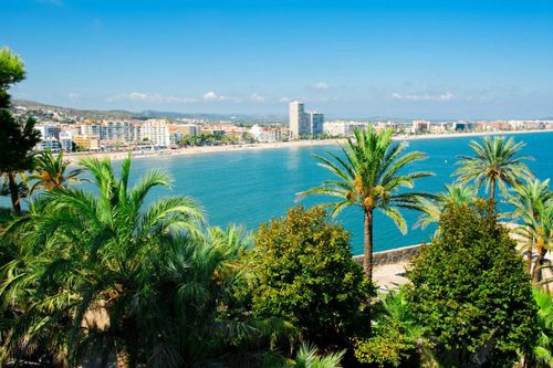 peniscola-costa-del-azahar-spain-shutterstock_1209966019