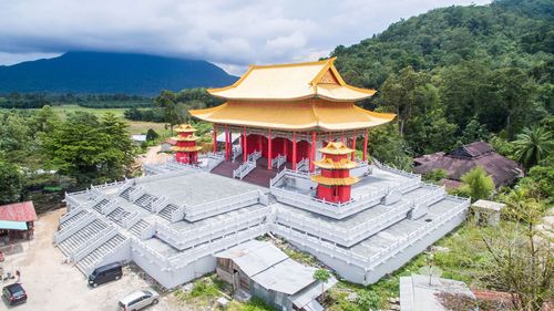 One of the main temples in Singkawang Pontianak, West Kalimantan, Indonesia © Shutterstock