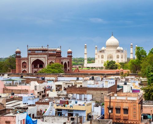 taj-mahal-india-shutterstock_129421841