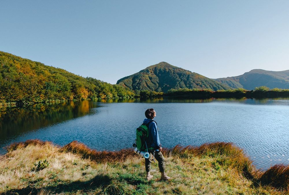 Tbikeli Lake small.jpg